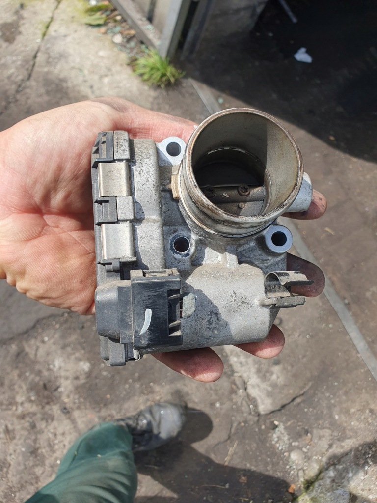 Радіатор води кондиціонер вентилятор fiat albea 03r 1.2 бензин герметичні справні в Україні