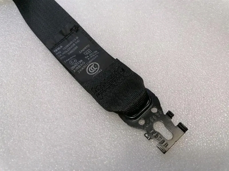 Tesla model s 90d правий передня частина ремінь безпеки 1028386-03b seat belt strap Зі Шроту