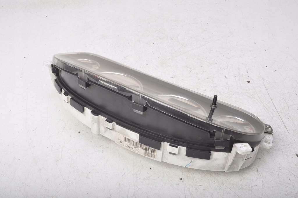 фото №8, Chrysler grand voyager iv 2.5 счетчик приборы