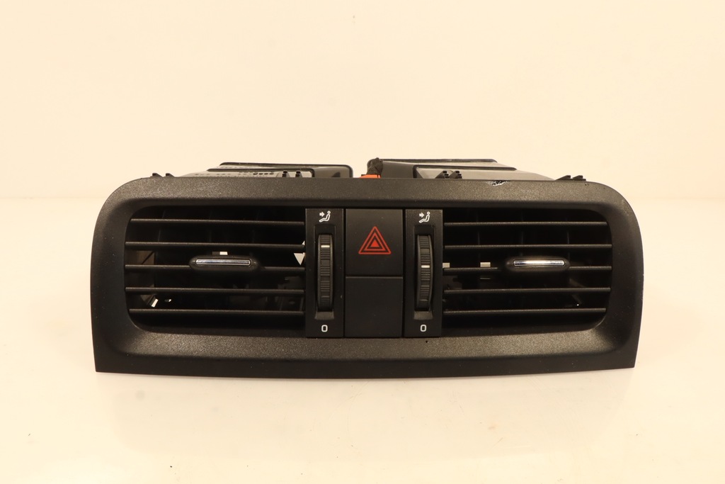 фото №1, Решётка обдув средняя skoda fabia ii lift