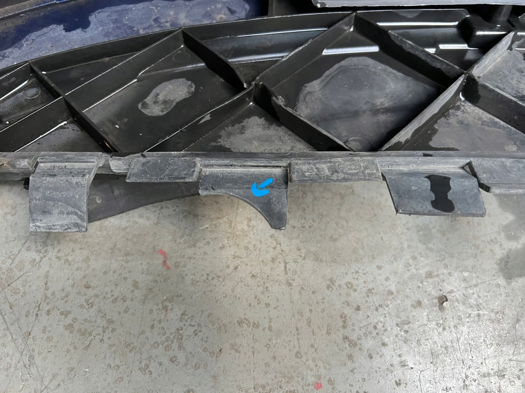 фото №16, Бампер передний volvo v50 lift ксенон