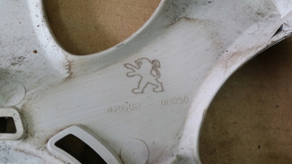 фото №6, Колпаки peugeot 107 14" 426020h050