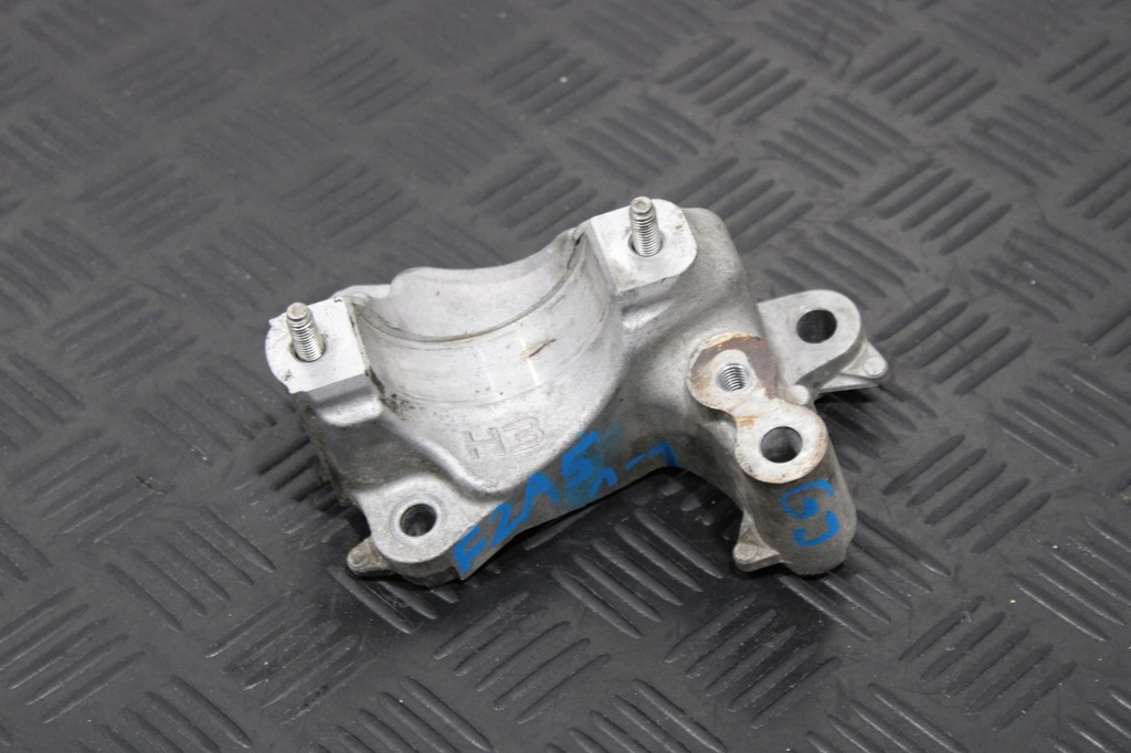 фото №1, Кронштейн підпора піввісь mazda 6 gj