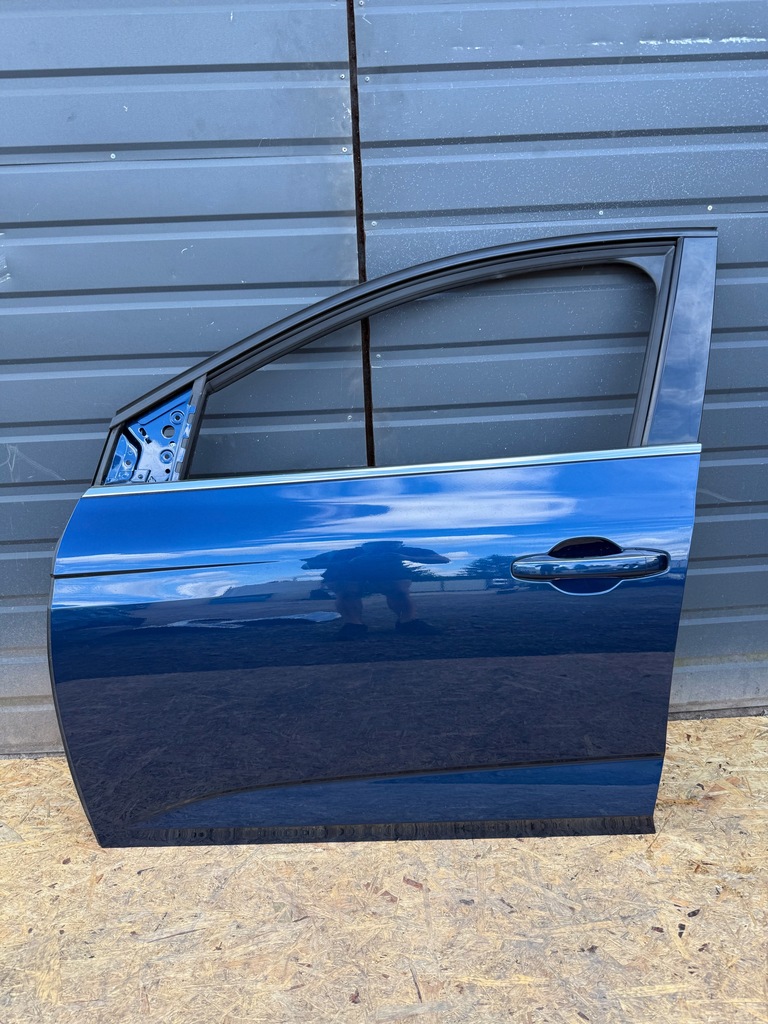 фото №1, Дверь левый перед передние renault megane iv terpr