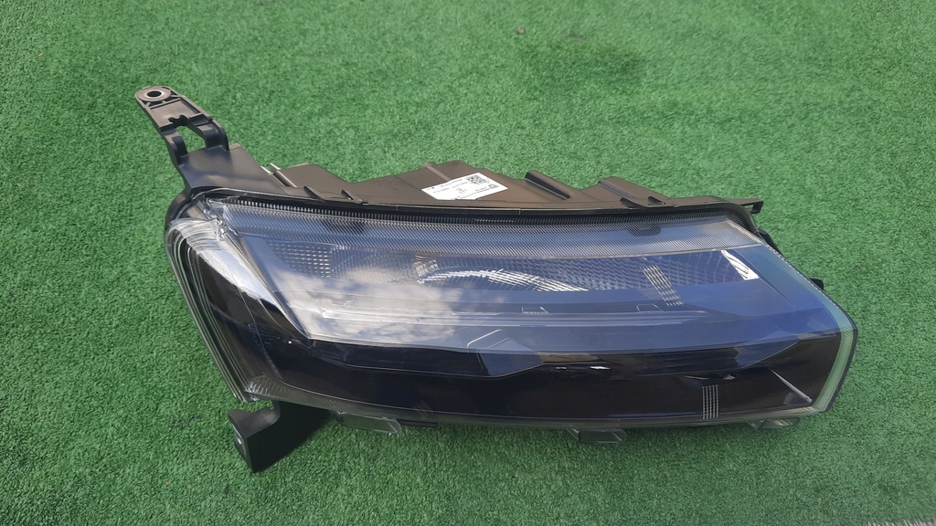 фото №2, Dacia spring full led лампа передняя