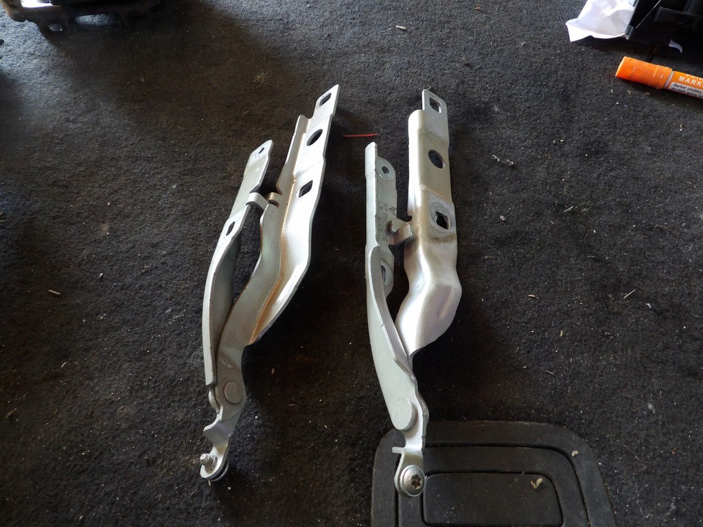 фото №1, Петлі капот citroen c4 cactus