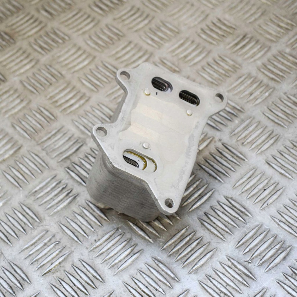 фото №5, Audi a3 s3 8v 2018 радиатор масла