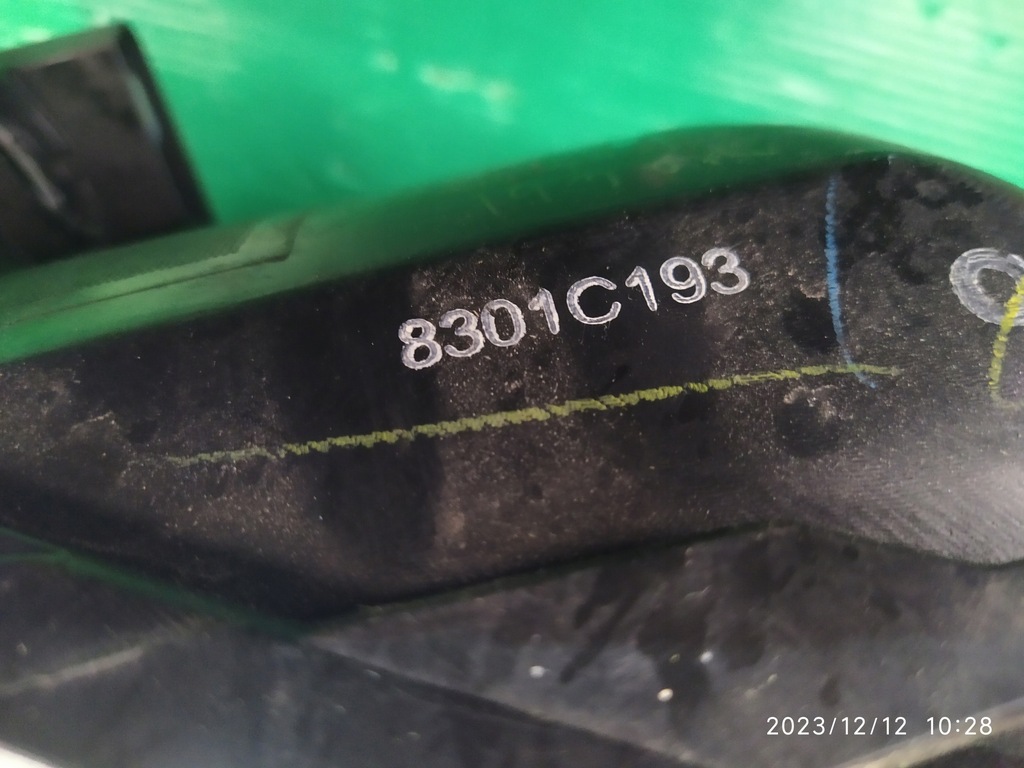 фото №11, Лампа ліва передня mitsubishi space star ii 13- 8301c193