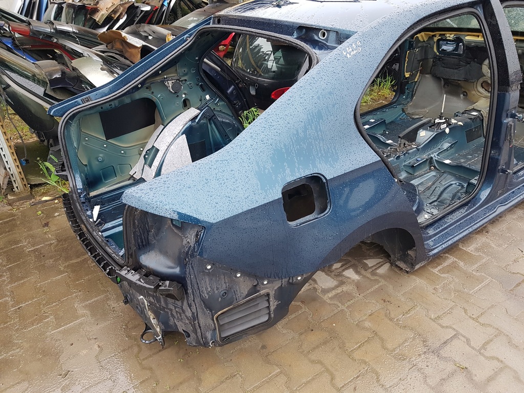 фото №1, Skoda rapid hb крыло четверть правая задняя lw5q