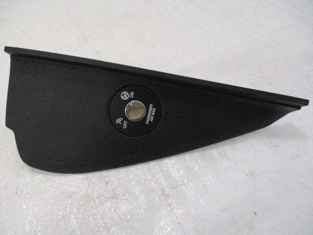 фото №1, Sportage iv переключатель подушка безопасности заглушка консоли