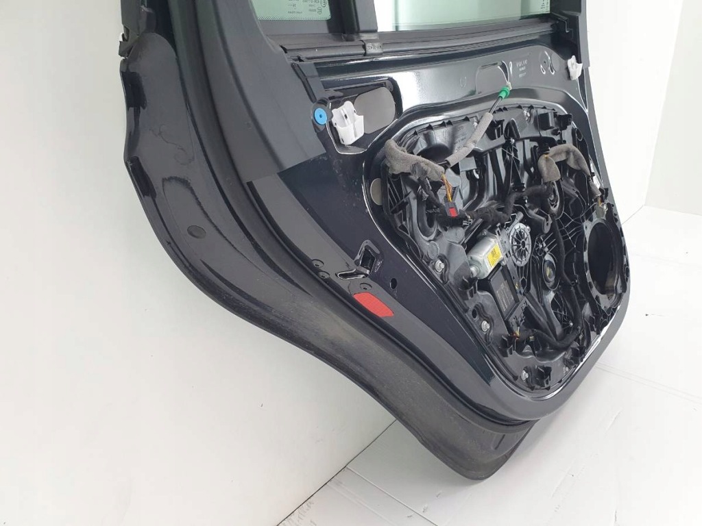 Дверь задняя задние левая полный volvo v60 ii 492-46 в Украине