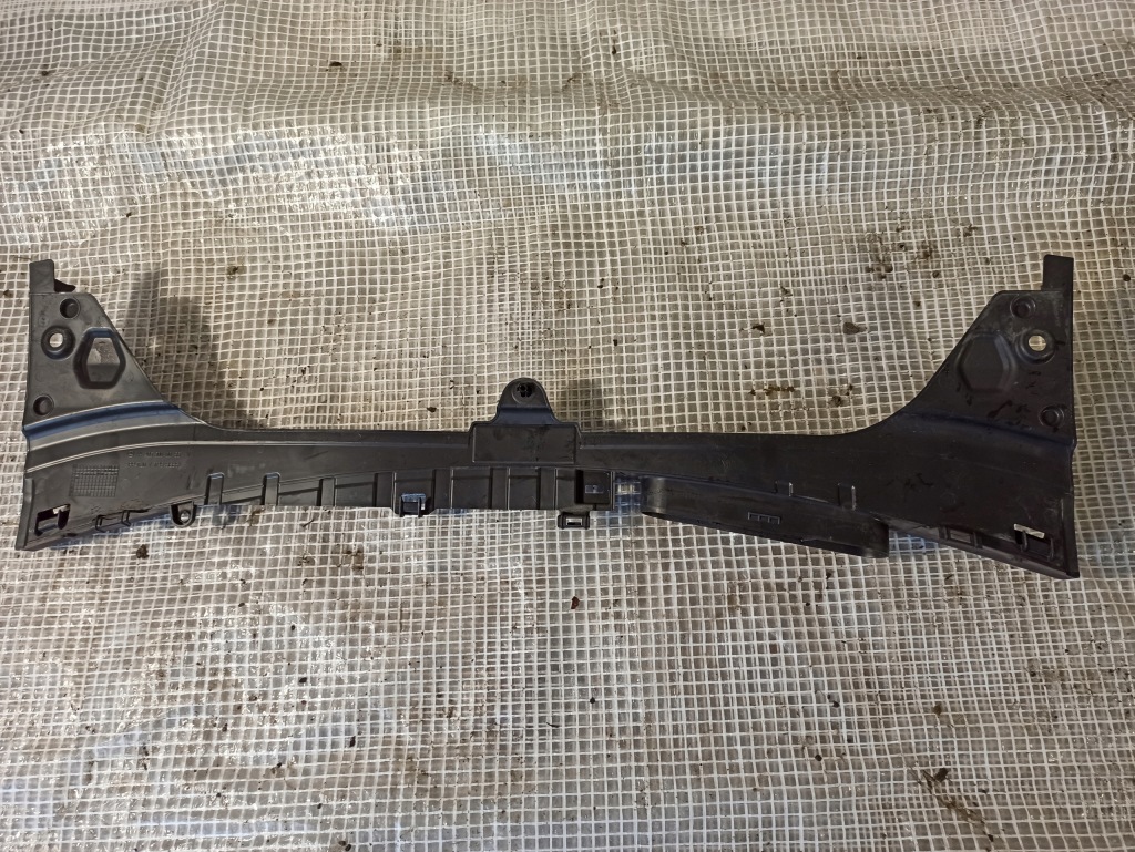 фото №1, Mercedes c-klasa w205 воздуховод воздуха