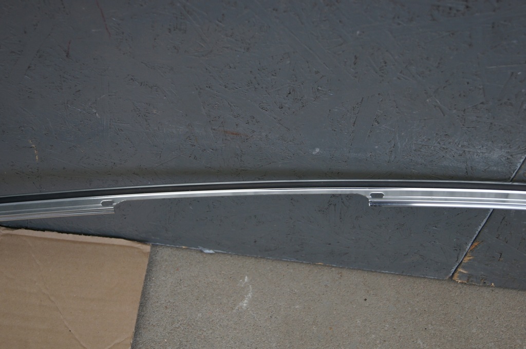 фото №7, Maserati levante молдинг кровельная левая