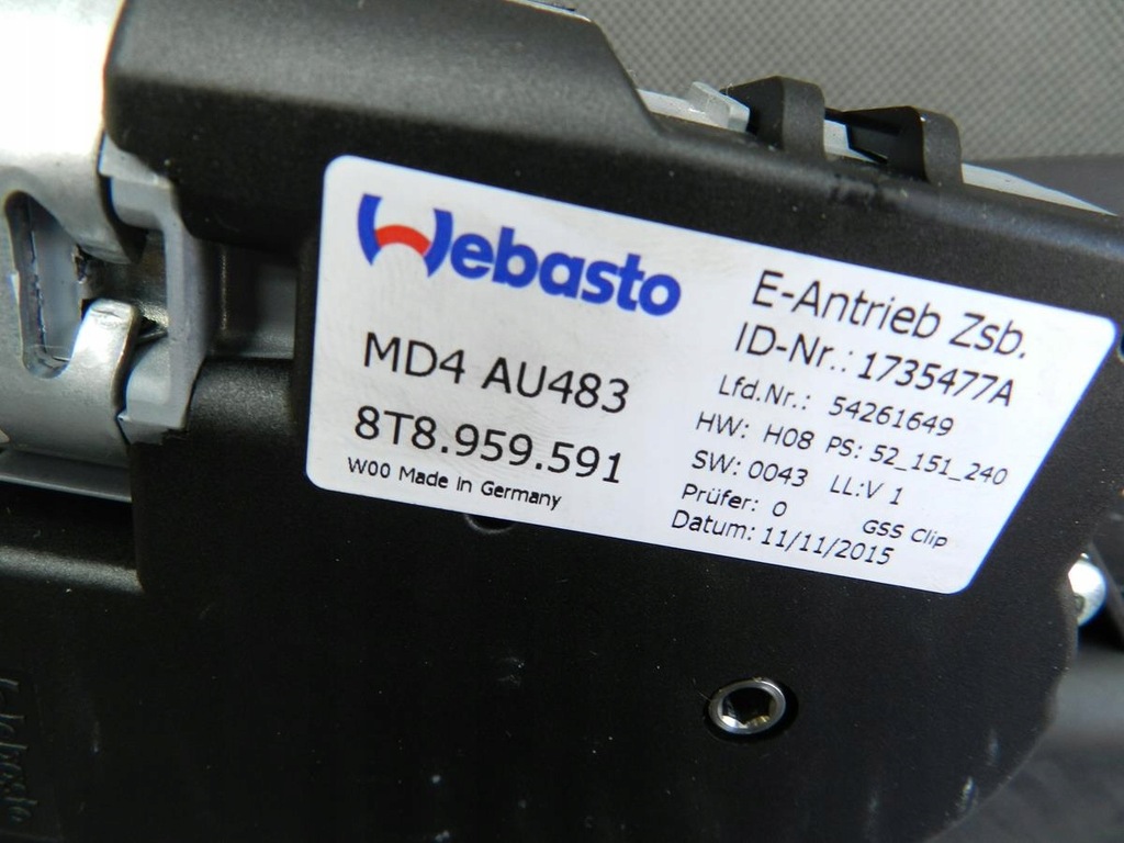 фото №13, Audi a5 8t люк 8t8877041e