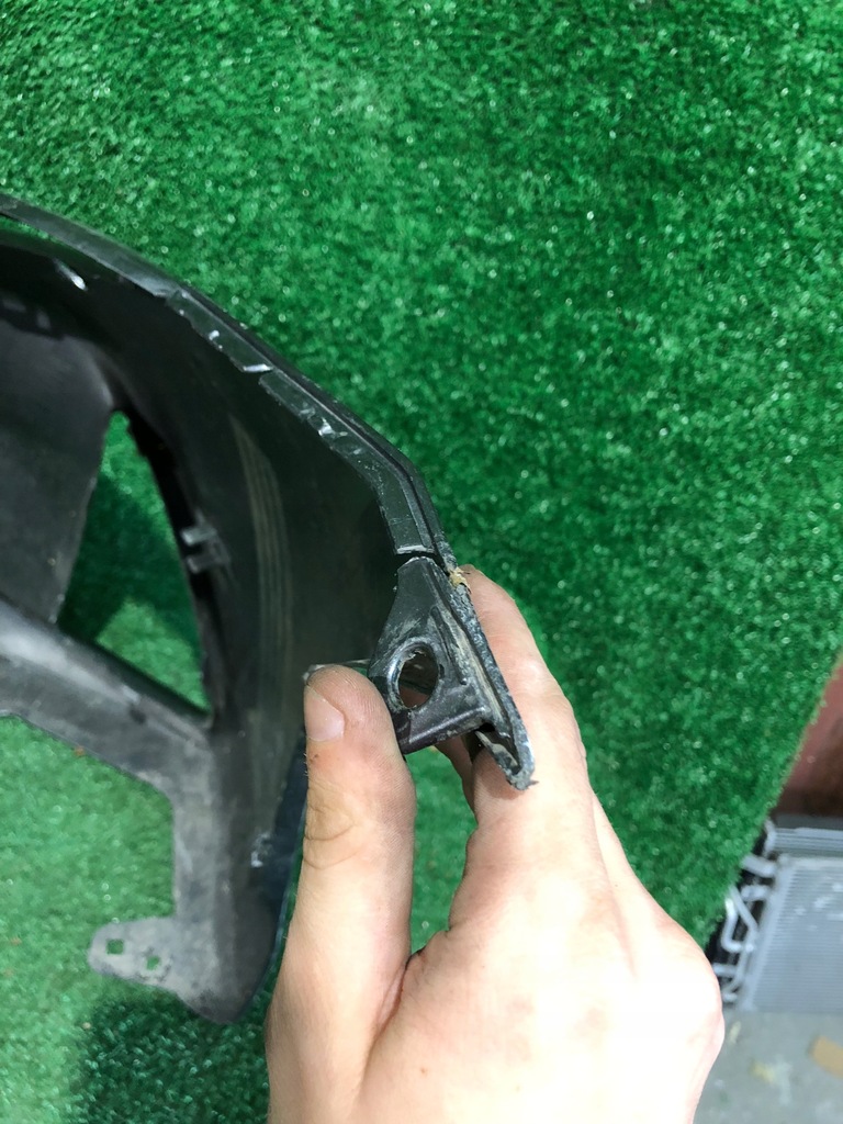 фото №7, Бампер передний перед lexus is200t 300h 16-