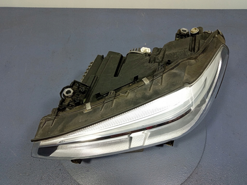 Купить Bmw x4 f98 f97 g02 g01 фара левый перед фара передняя led европа  8739653