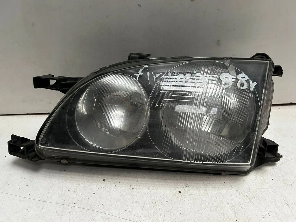 фото №1, Фара левый toyota avensis t22