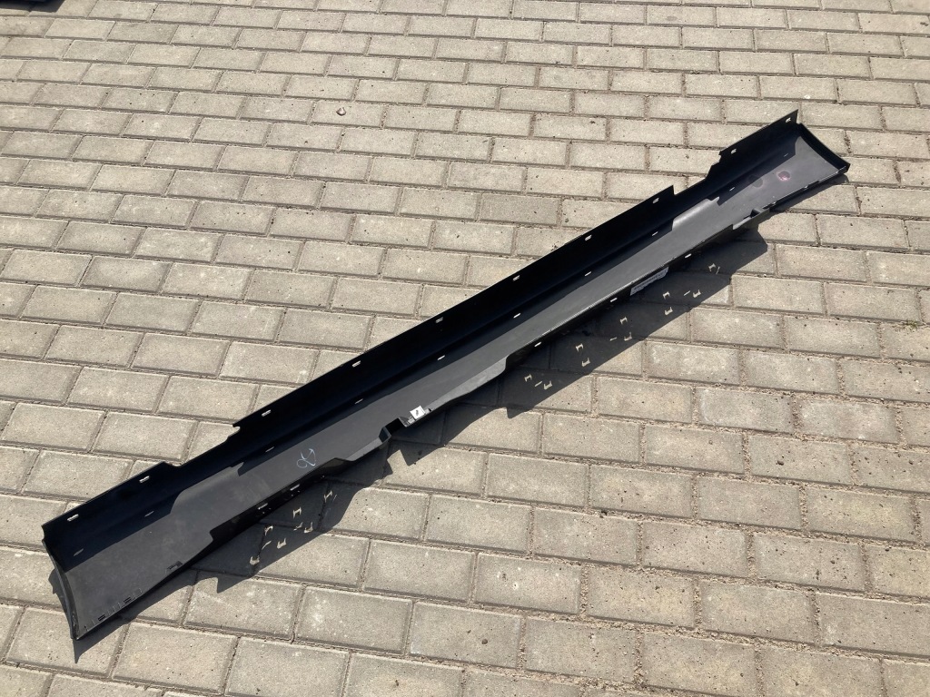 Bmw 1 e87 накладка молдинг порог порог правая 5171 7147402 51717147402 Недорого