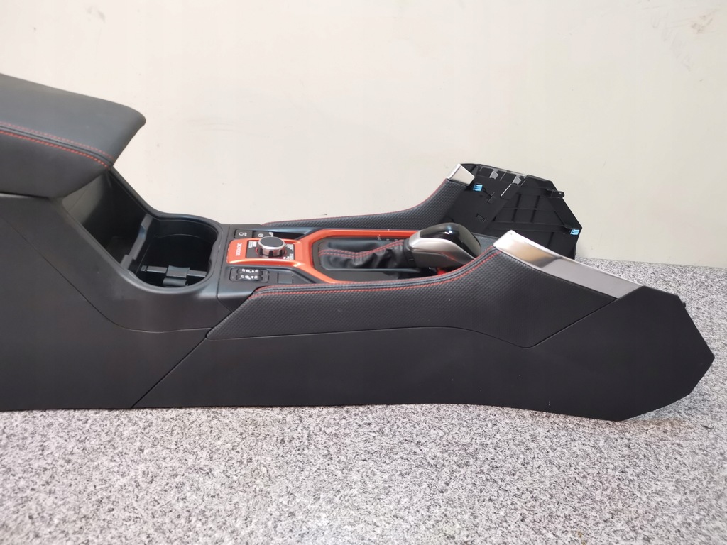 фото №10, Subaru forester v 19 туннель средний подлокотник sport usa