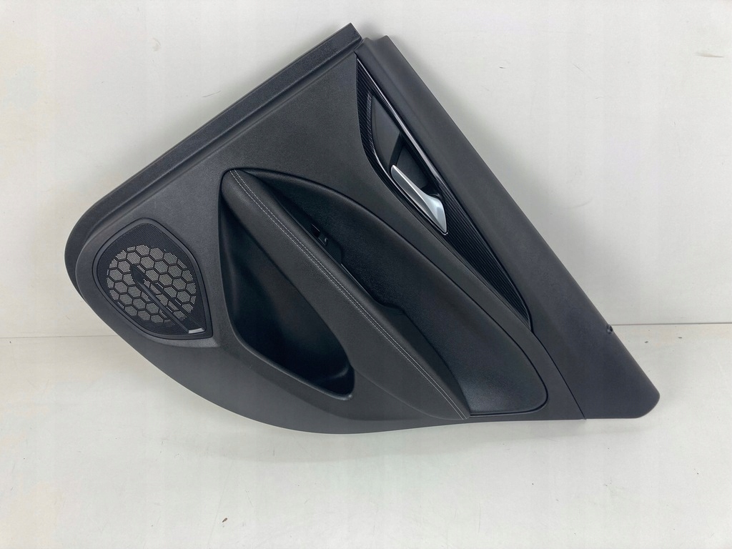 фото №1, Opel insignia b kombi обшивка дверь правый задняя задний