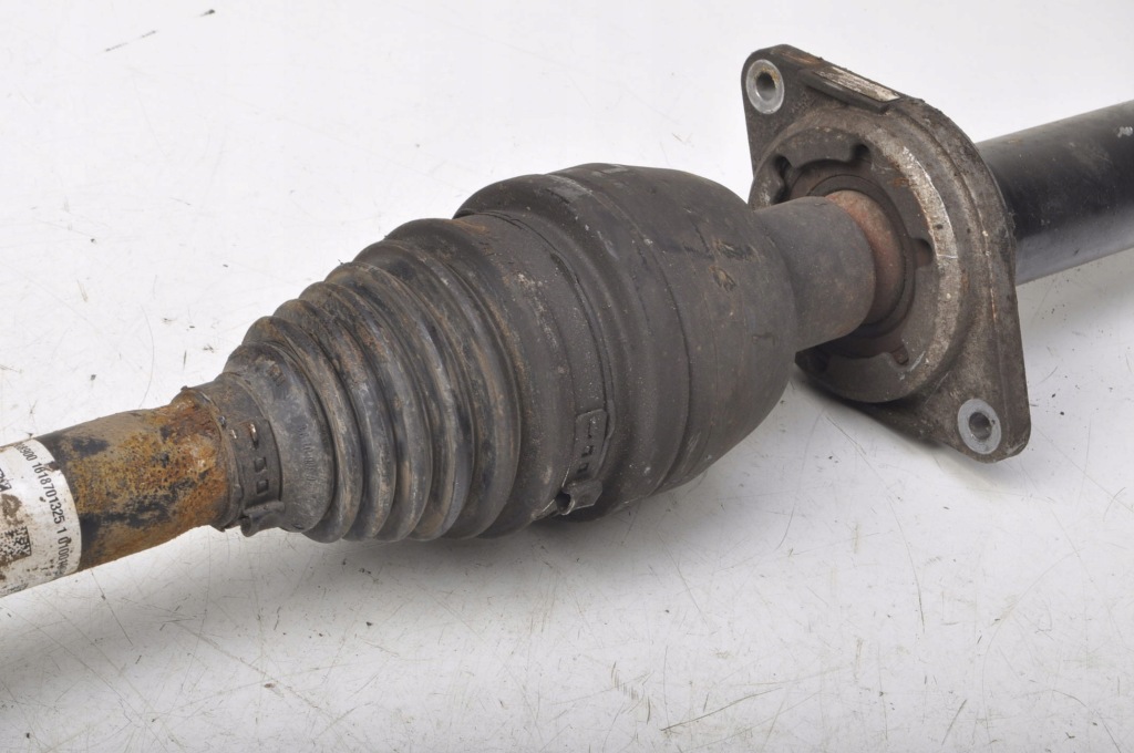 Mercedes w117 приводной вал правая длинная с Разборки