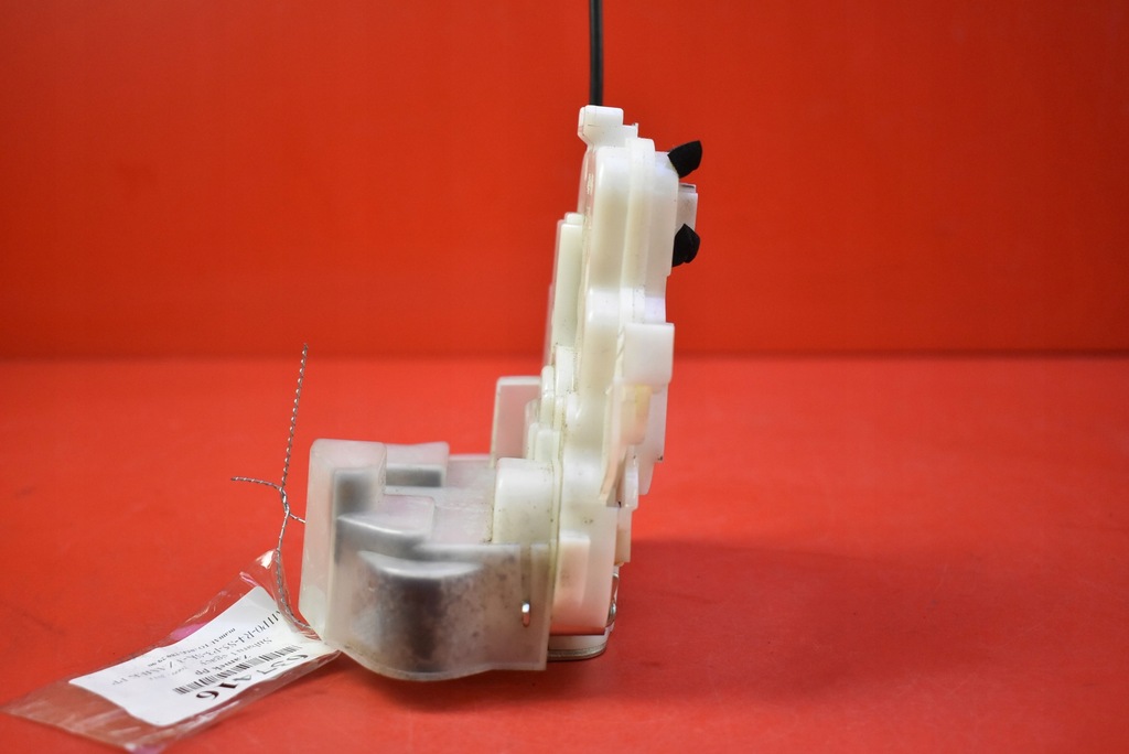 фото №5, Замок дверь правый перед передний eu subaru legacy 5 v 09-14