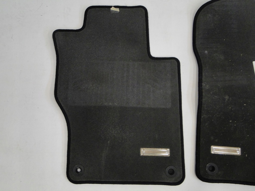 фото №9, Mercedes коврики велюровые обшивка комплект ml w164 gl x164 164