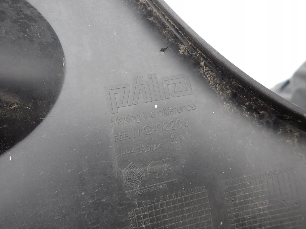 Renault megane 3 3 08-12 бампер перед sprysk Недорого