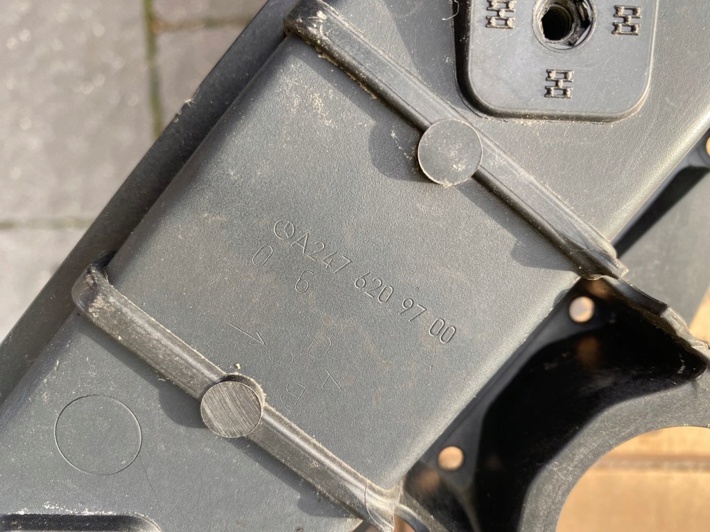 фото №6, Mercedes w177 w118 w247 pas передний усилитель