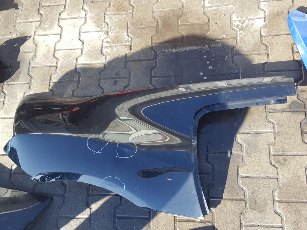 фото №1, Audi r8 420 06r- крила правий задня задній