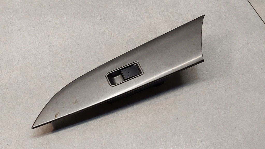 фото №6, Панель вікон правий перед mazda 3 1.6 mz-cd