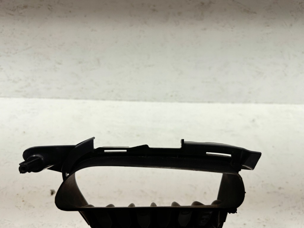 Купить Hyundai i30 3 рестайлинг  n line решётка правая бампера перед передняя решётка om