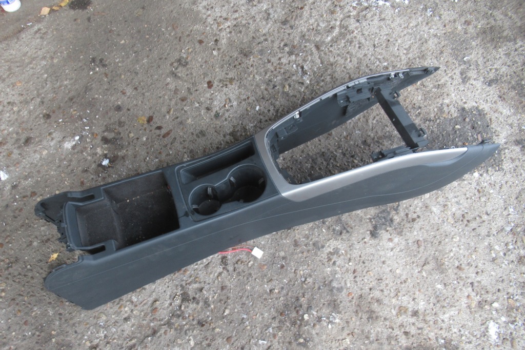 фото №1, Audi a4 b8 fl 14r туннель средний