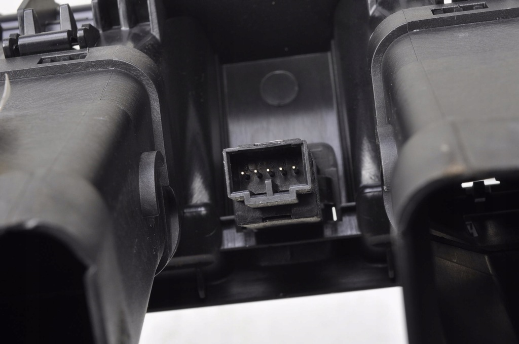 фото №6, Volvo c70 ii решётка решётки обдув средняя