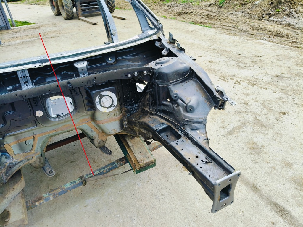 фото №10, Vw golf viii variant 1.5 e-tsi 110kw 2021 r четверть левая перед la7w