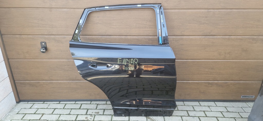 фото №1, Skoda enyaq дверь правое задние