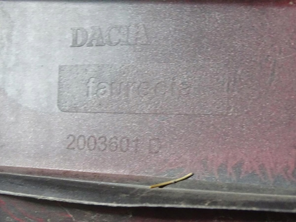 фото №14, Бампер перед передний + решётка радиатора решётка радиатора dacia sandero i 2008-2012 - ov210