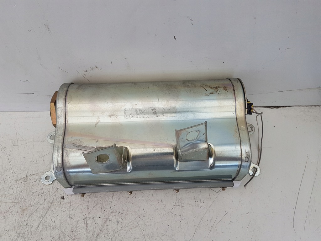 фото №2, Air bag подушка пасажира toyota avensis t22 2000r