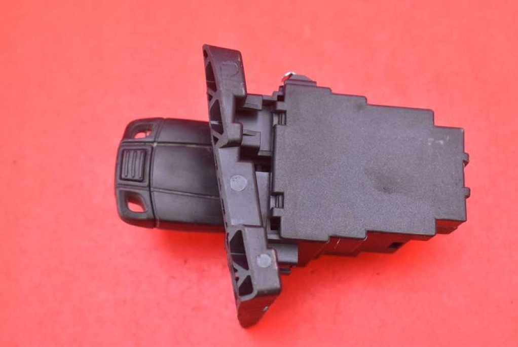 фото №15, Замок запалювання ключ кнопка 6954719 bmw e90 e91 2.0 d 143 km 08-13