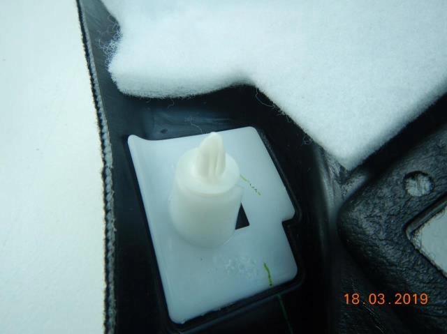 фото №7, Обшивка оббивка багажника права mazda 6 wagon gh