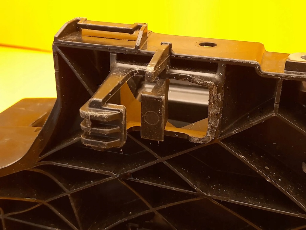 фото №11, Audi e-tron повітропровід повітря жалюзі 4ke121285f