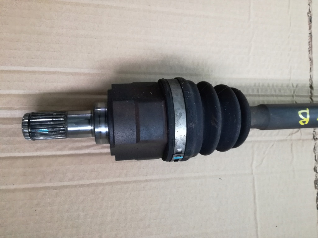 фото №4, Hyundai i30 ii 2012 - 2017 rok 1.4b приводной вал правая длинная