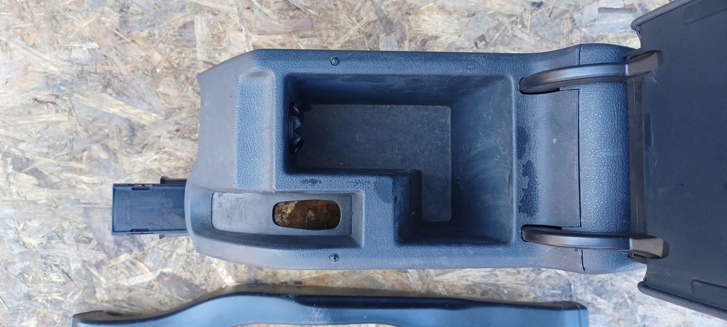 фото №9, Підлокітник kompletny vw golf v jetta v чорний europa 5m0819633