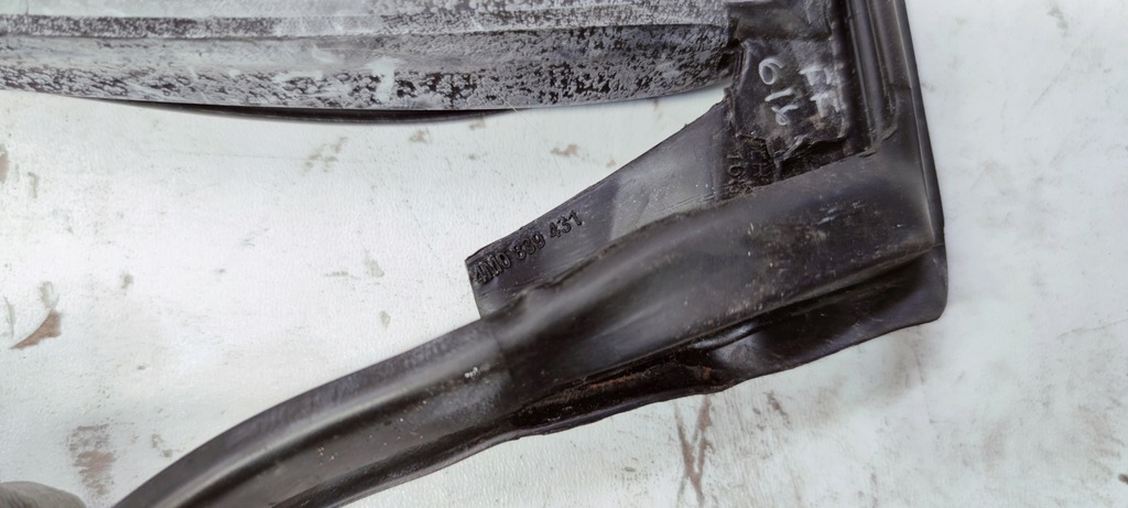 фото №10, Прокладка дверь левый задняя audi q7 4m 4m0839431