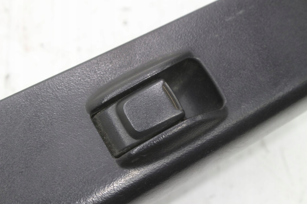 фото №8, Панель вікон лівий задня d-max i