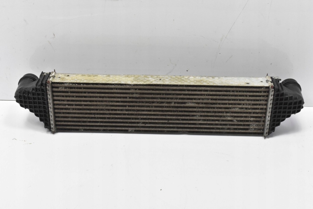 V40 2 12- 2.0d d2 d4 t2 интеркулер 31338734 31338734 Киев