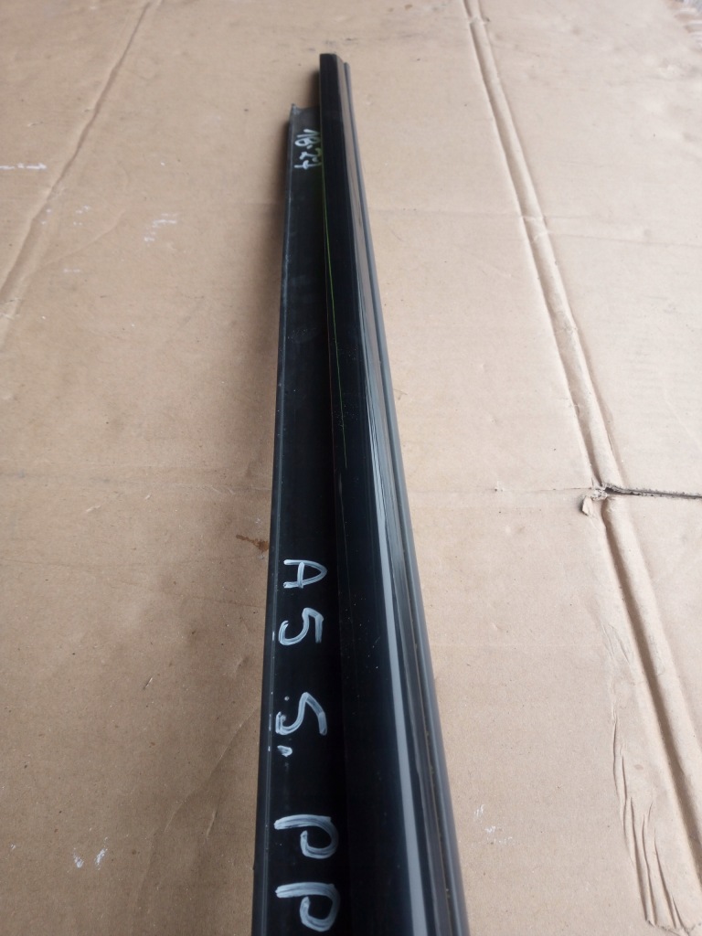 фото №8, Audi a5 sportback молдинг дверь правый перед black piano!!! 8t8853284l 18-27