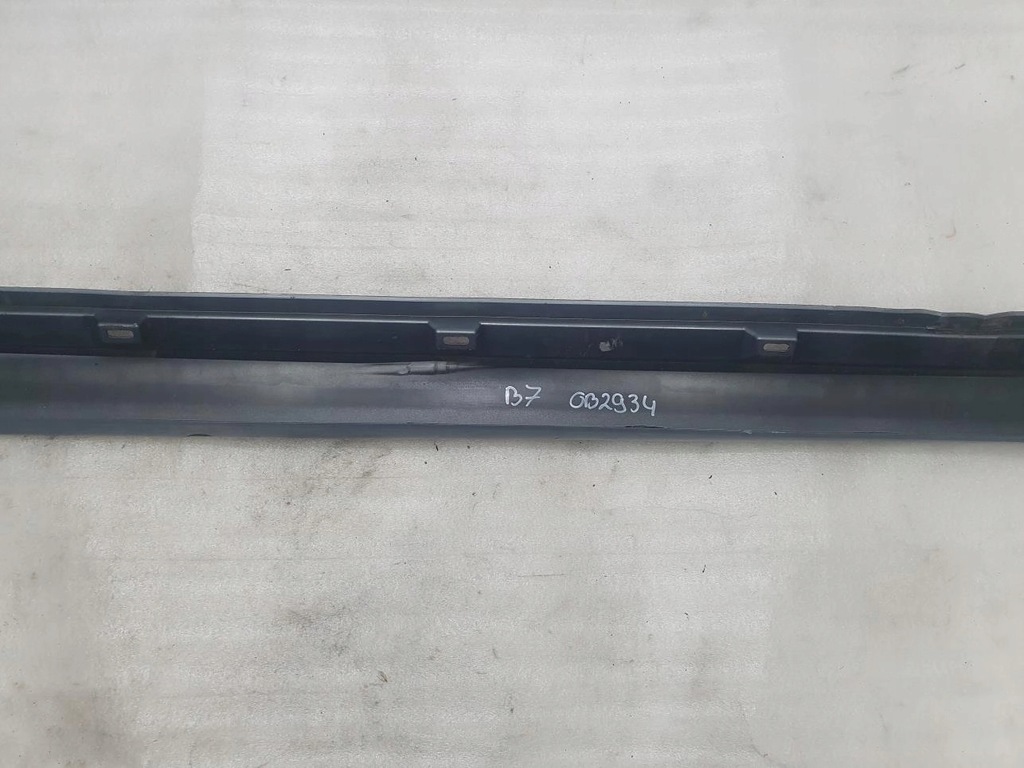 фото №8, Молдинг порог правая vw passat b7 lc7z