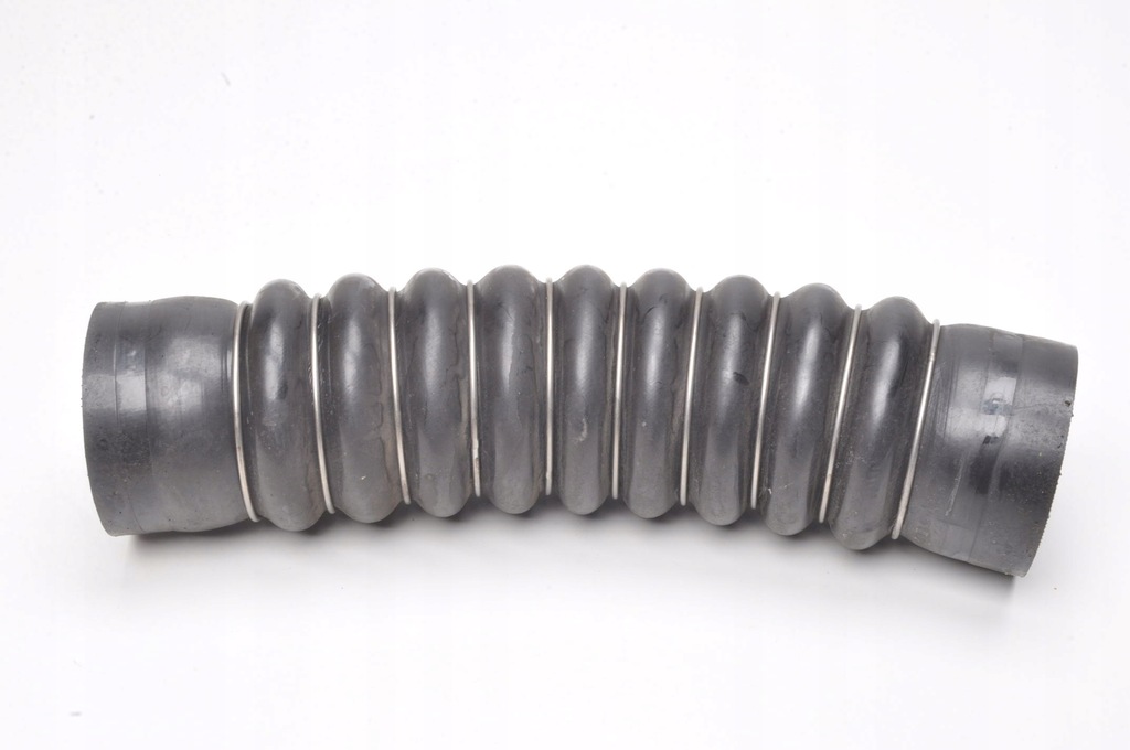 фото №1, Alfa romeo 4c 1.75 tbi 241km шланг wąż труба інтеркулер