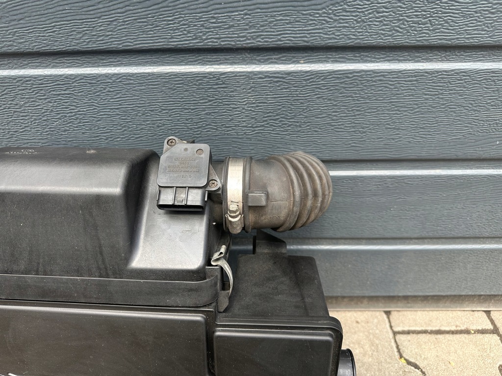 фото №5, Suzuki sx4 i sedici 06-13 1.6 16v m16a корпус фильтра воздуха датчик массового расхода воздуха